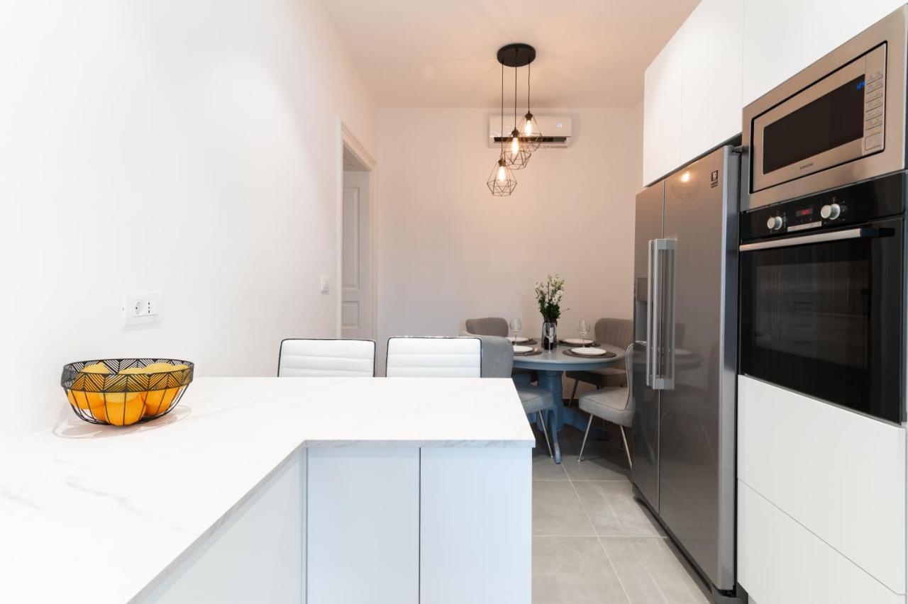 Tom'S Luxury Apartment Zadar, Branimirova Obala 외부 사진